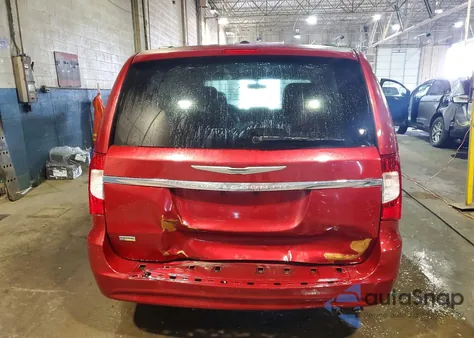 2013 Chrysler Town & Country Touring из США, поврежденный, VIN 2C4RC1BG5DR792575